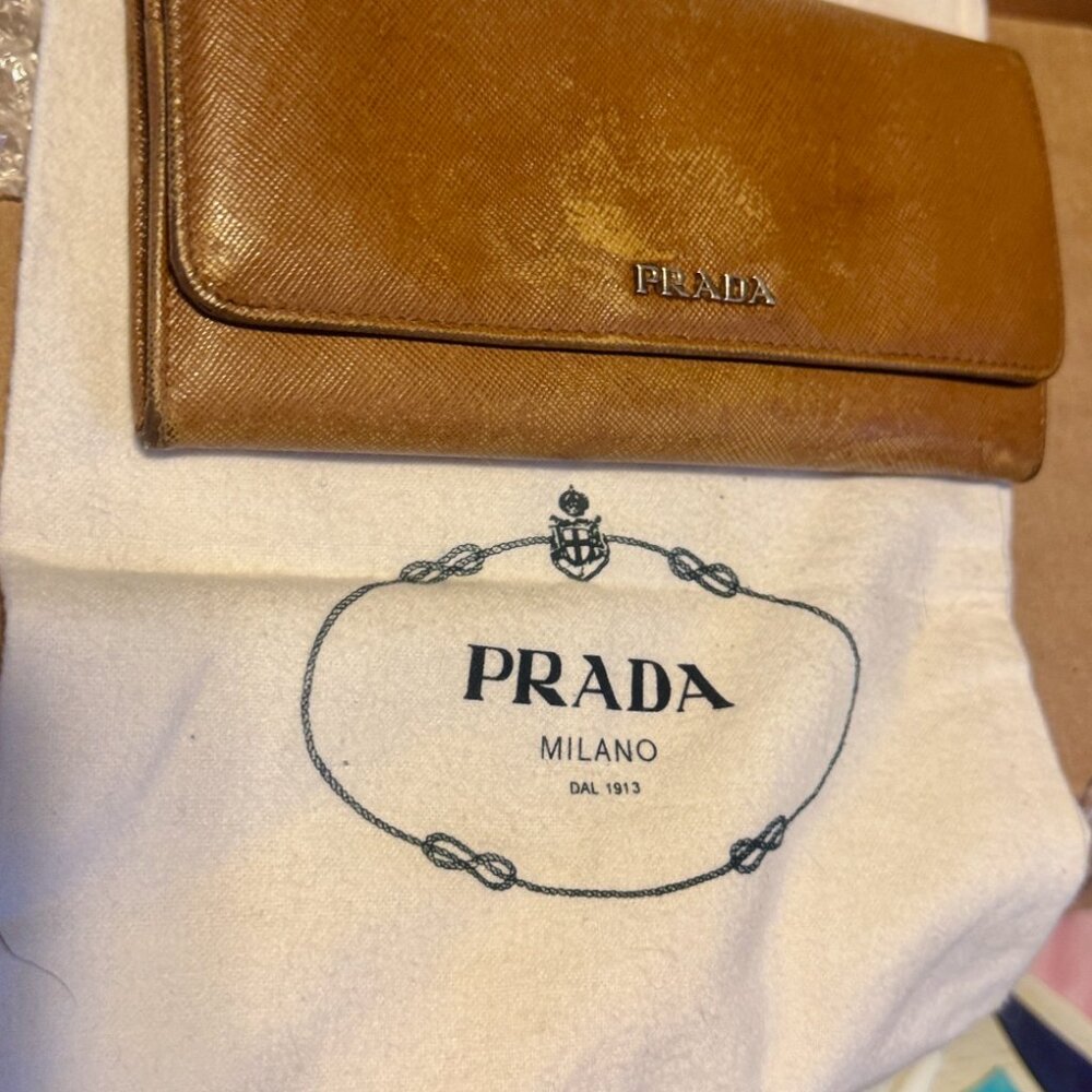 Prada Brown Leather wallet - Picture 11 of 11